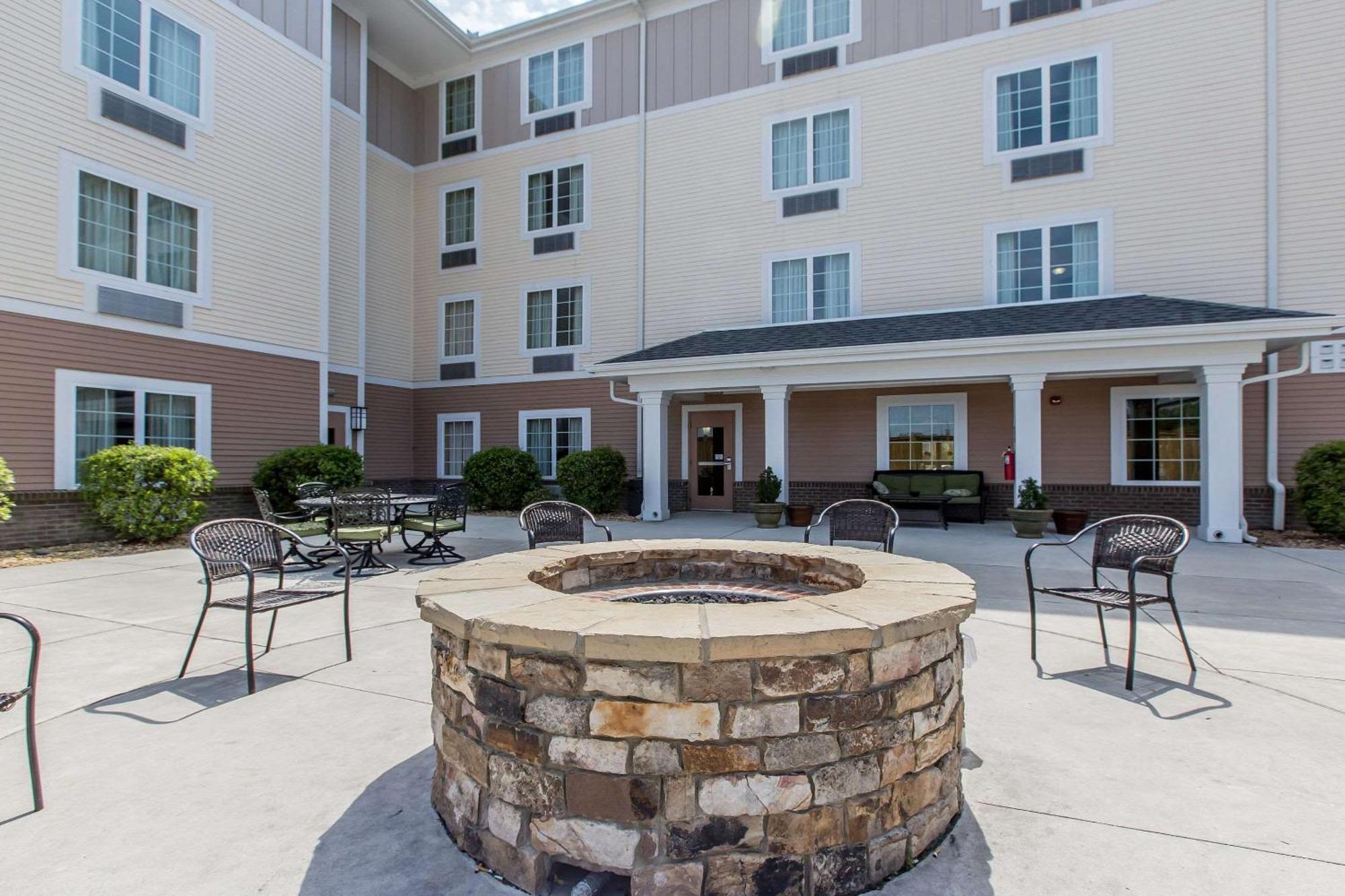 Mainstay Suites Jacksonville Near Camp Lejeune Eksteriør billede